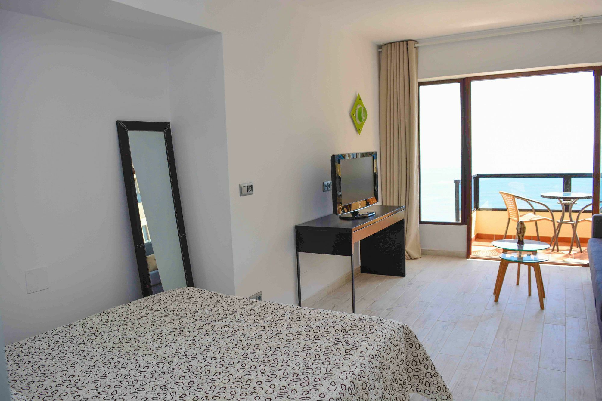 Aloha Playa Benalmadena Canovas Exteriör bild